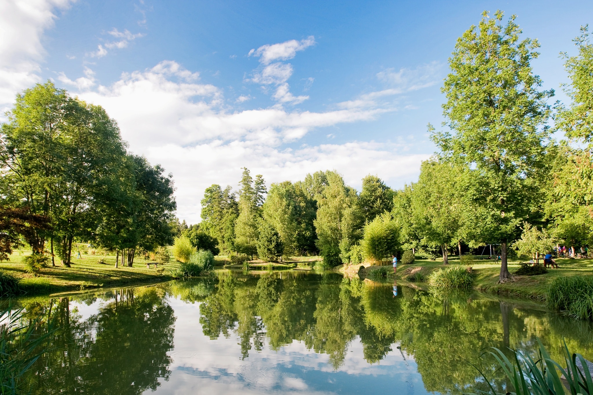 batch lac 13 camping familial isere nature parc aquatique