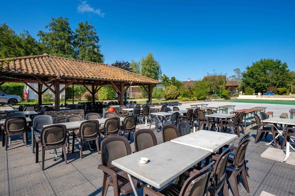 193 Camping Isere Bontemps Ciela Village Restaurant